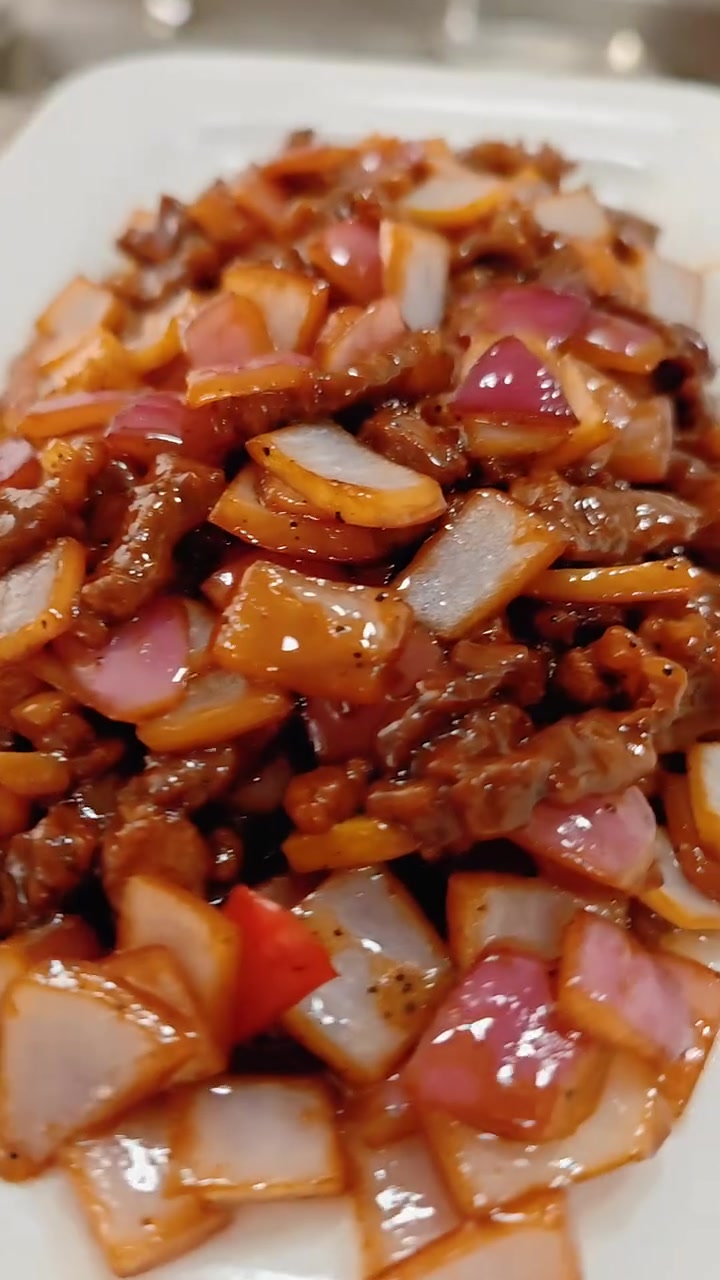 精品八道家常菜 蒜蓉粉丝娃娃菜 一绝秘制鲜脊柳 脆白炒香菇 小盘牛肉 香菇扒兰花苗 压锅排