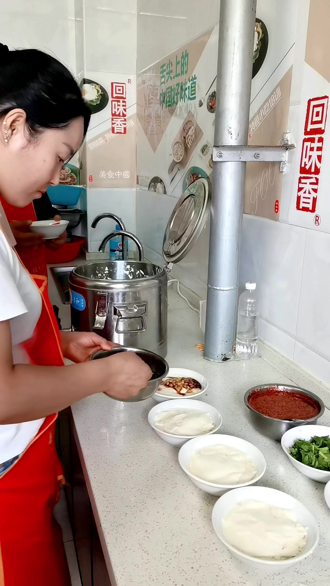 豆腐脑要想滑嫩软糯,每个步骤都很重要!大师亲授,丝滑入魂技巧