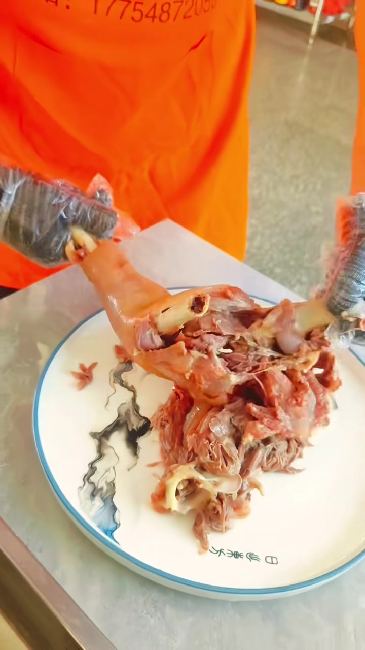 五香卤狗肉,原色原味,没有任何添加剂防腐剂,可搭配烧饼