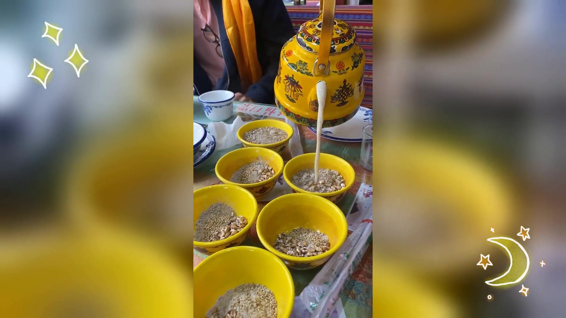 香巴娜藏餐: 醇香牦牛青稞奶茶 尽享异域风味