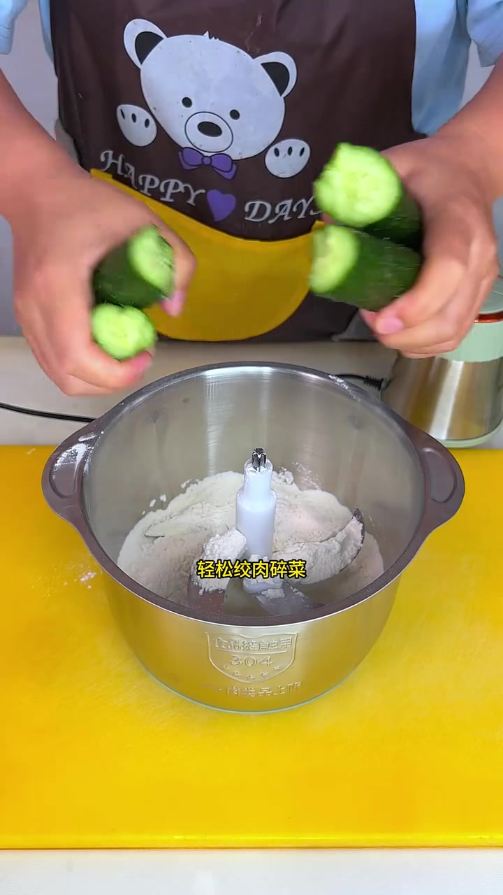 厨房好帮手,电动绞肉机。让美食制作变得更轻松愉快。绞肉机 电动绞肉机 家用绞肉机10大品牌