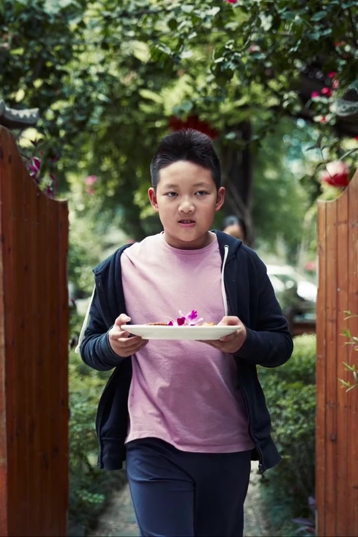 啊哈哈,第一次独立营达成!儿童版“中餐厅”项目很有搞头,包括了设计包装、菜场买菜、拜师学艺