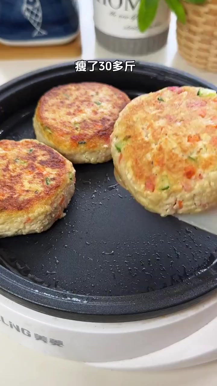 快捷又好吃的豆腐鸡蛋饼!方便饱腹还掉秤快,赶紧试试
