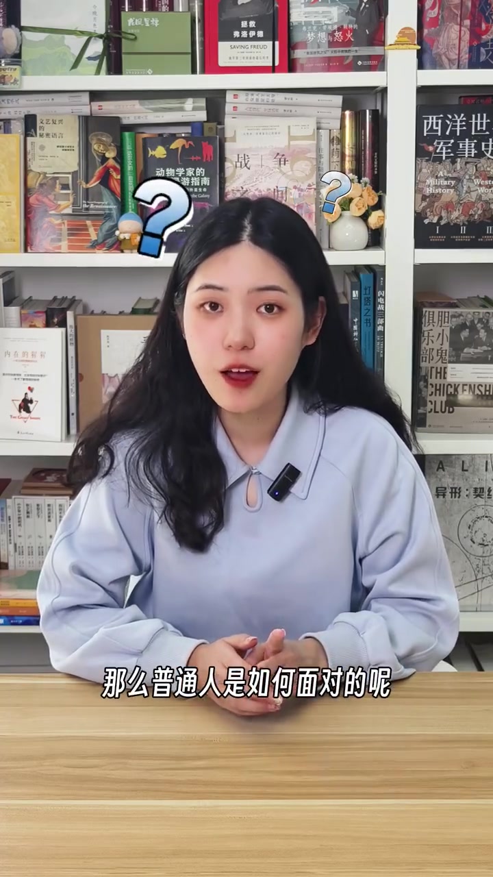 你是否也曾站在生活的桥上,面对着内心的痛苦,感到无比的孤独与绝望?就像爱德华·蒙克笔下的《