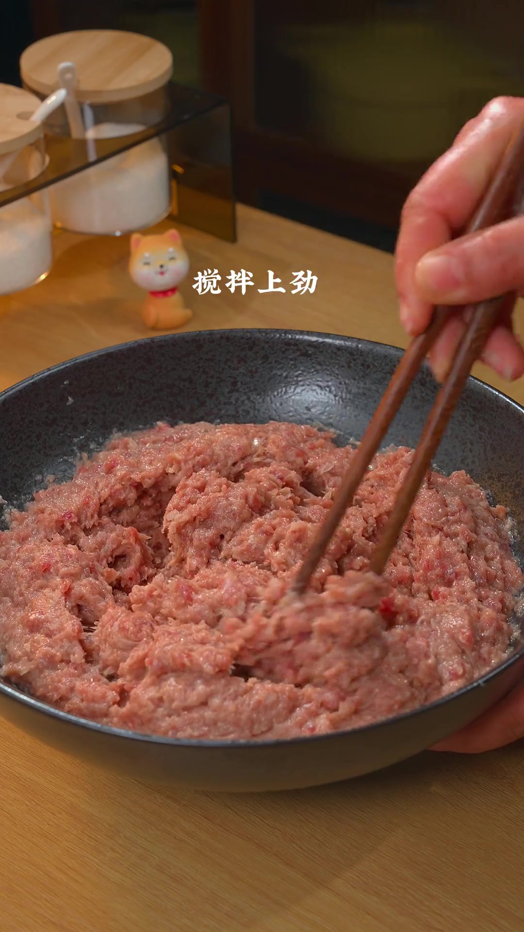 家有小学生早餐千万别将就,自制牛肉饼