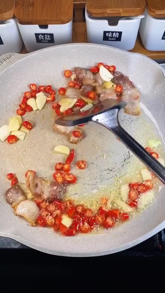 手撕包菜正确做法