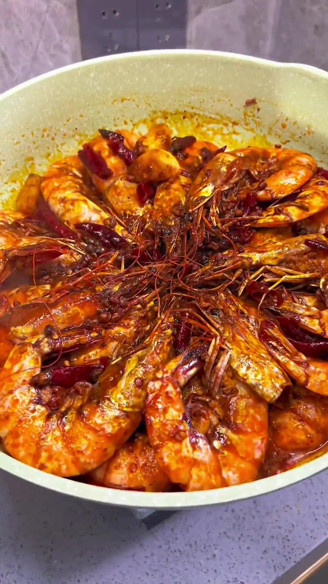 夏日怎么能少了一顿小龙虾,今