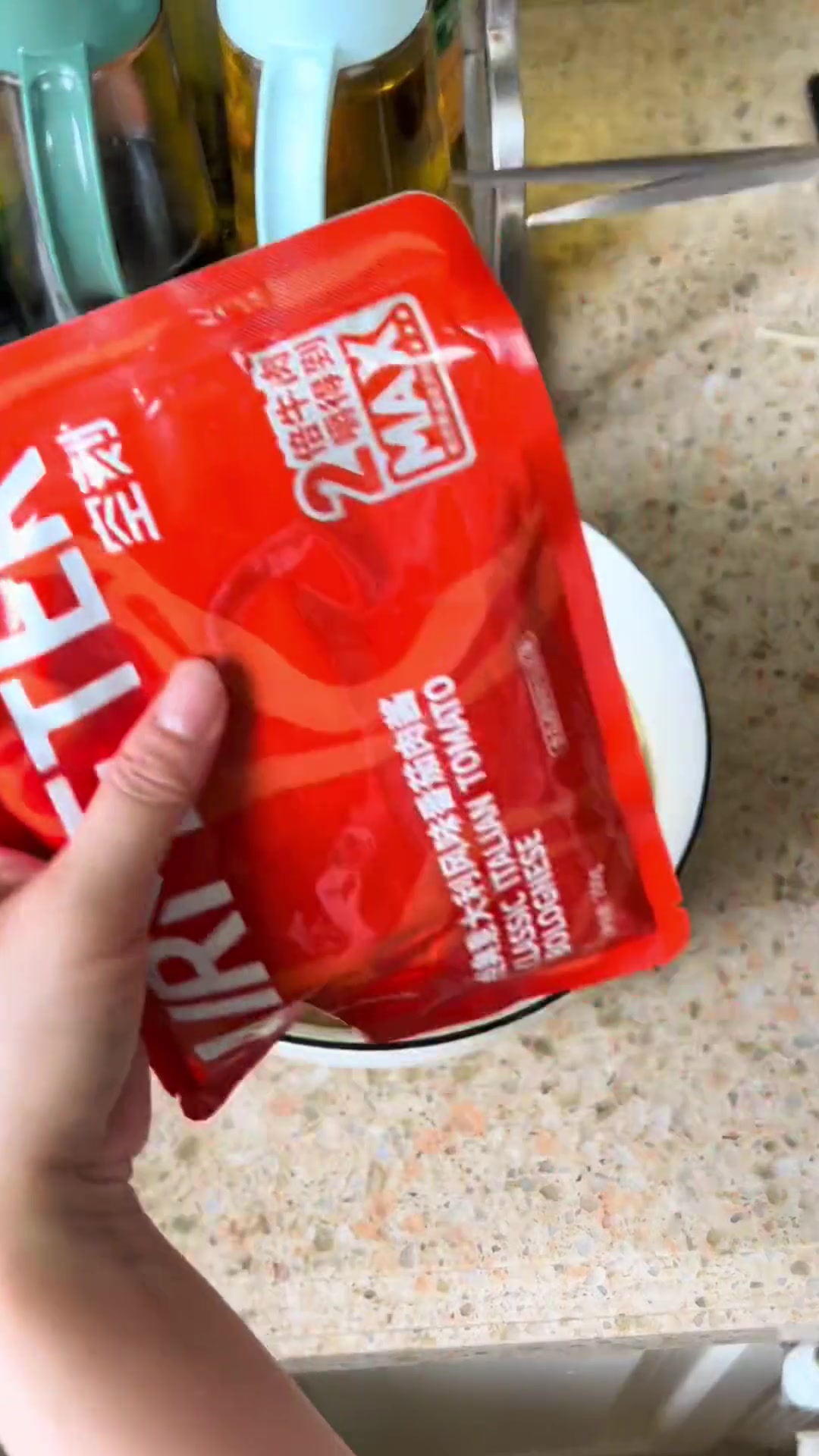 6点半起床给家人做了红豆奶糕和各种自助式早餐