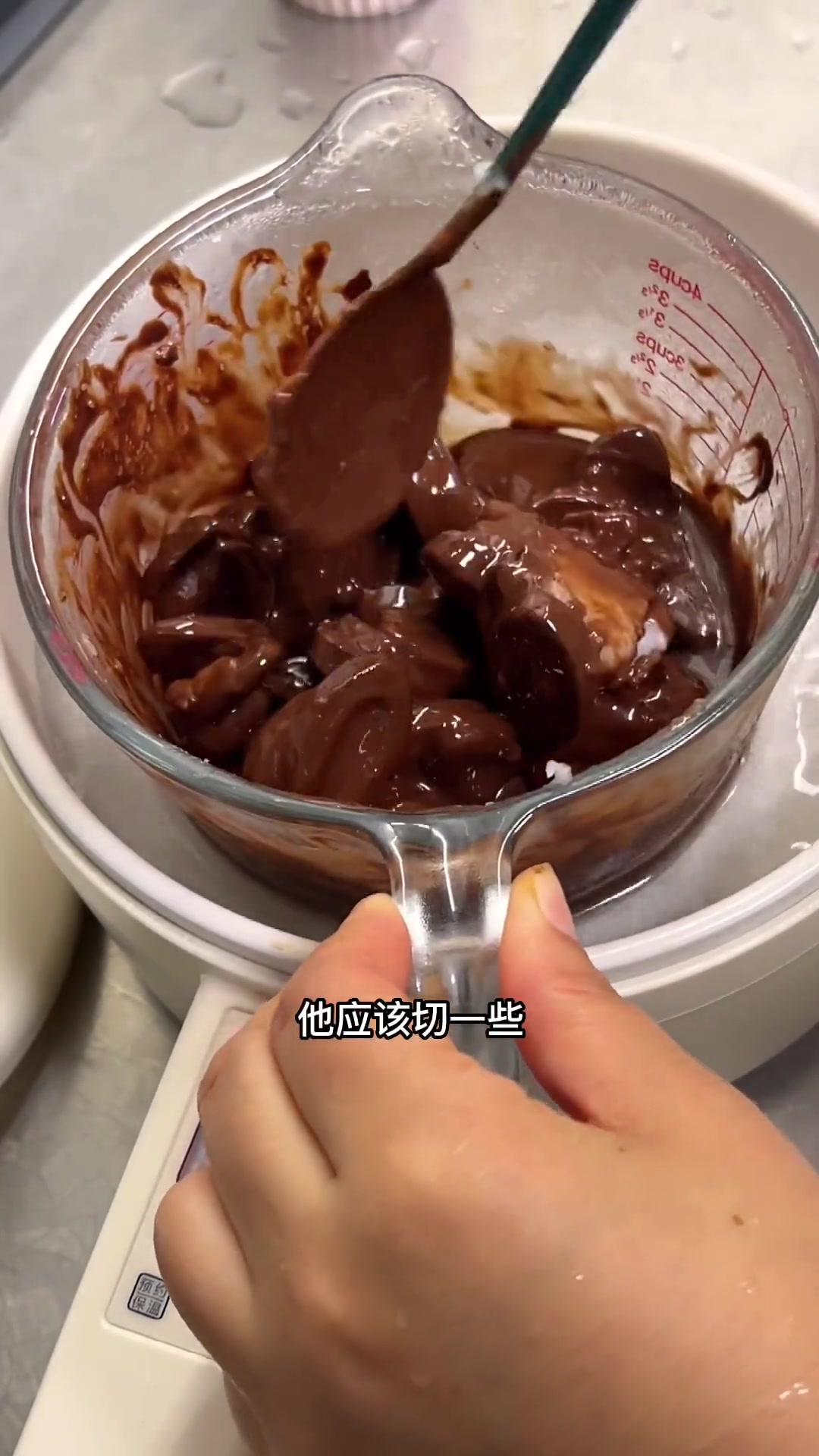 晚上9点我做蛋糕爸爸搞装饰!