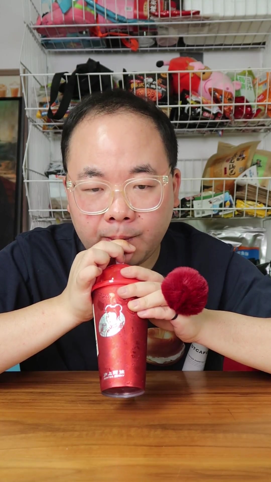 奶茶届两大顶流撞车出杨梅啦!