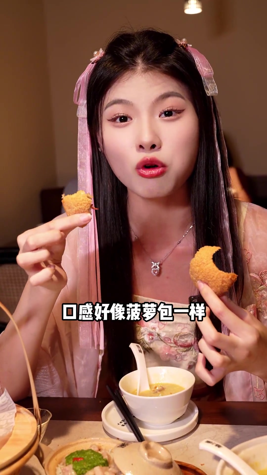 环境很适合让人放松下来,很适合和朋友一起来喝个下午茶