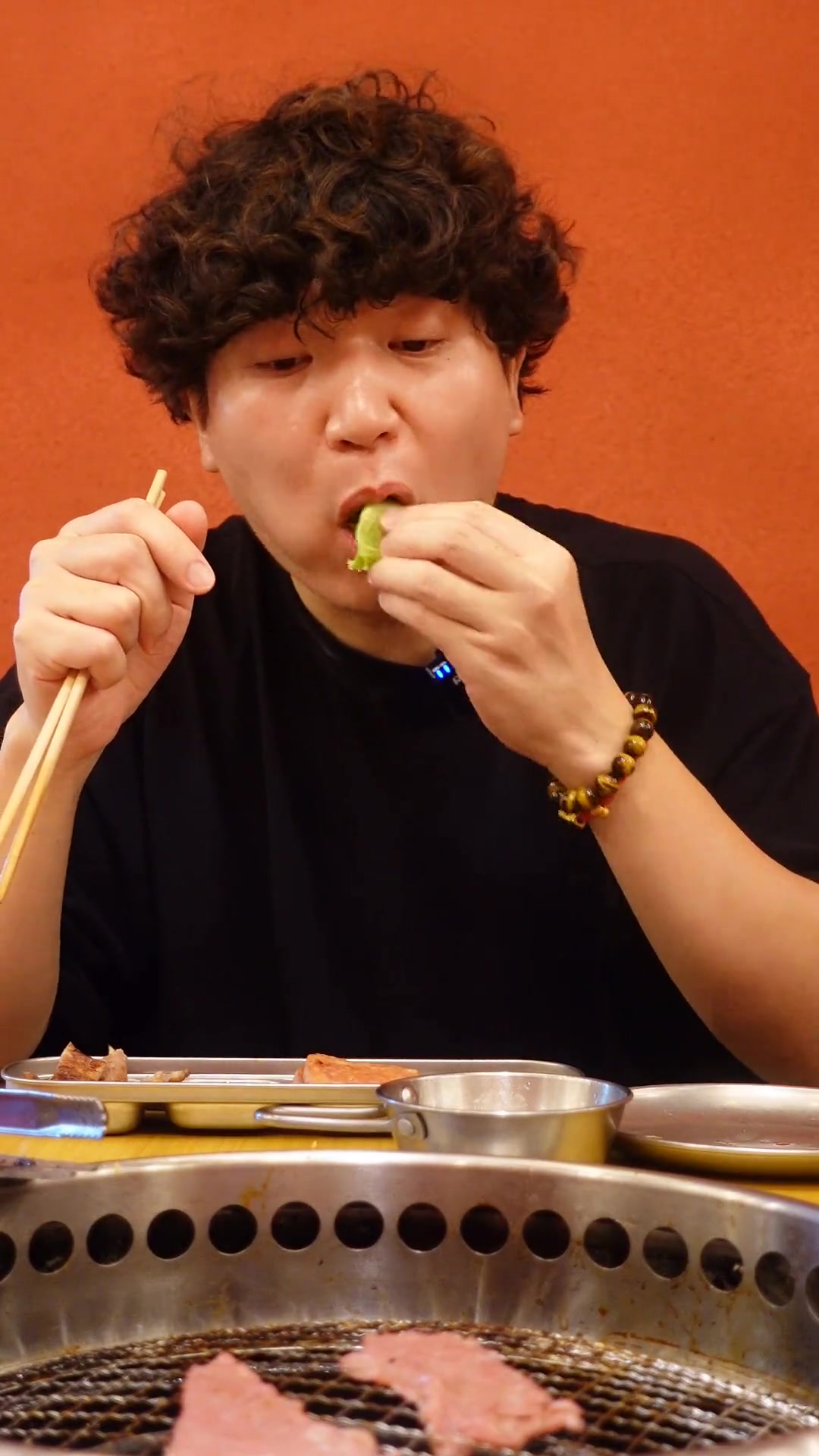 上一次吃这么好吃的烤肉还在上一周 吃午餐肉的第1150天