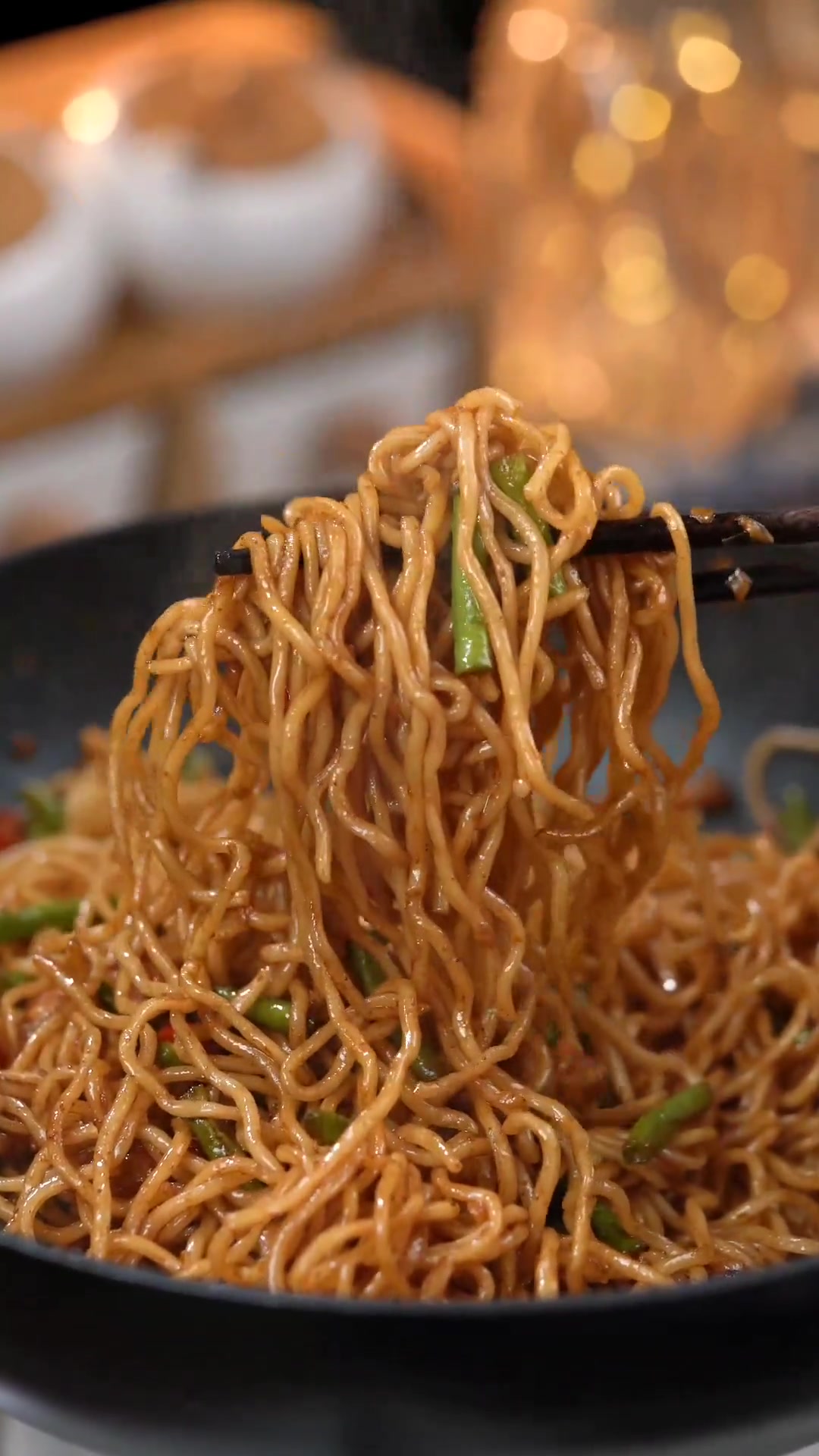 炒面这么做一锅都不够吃