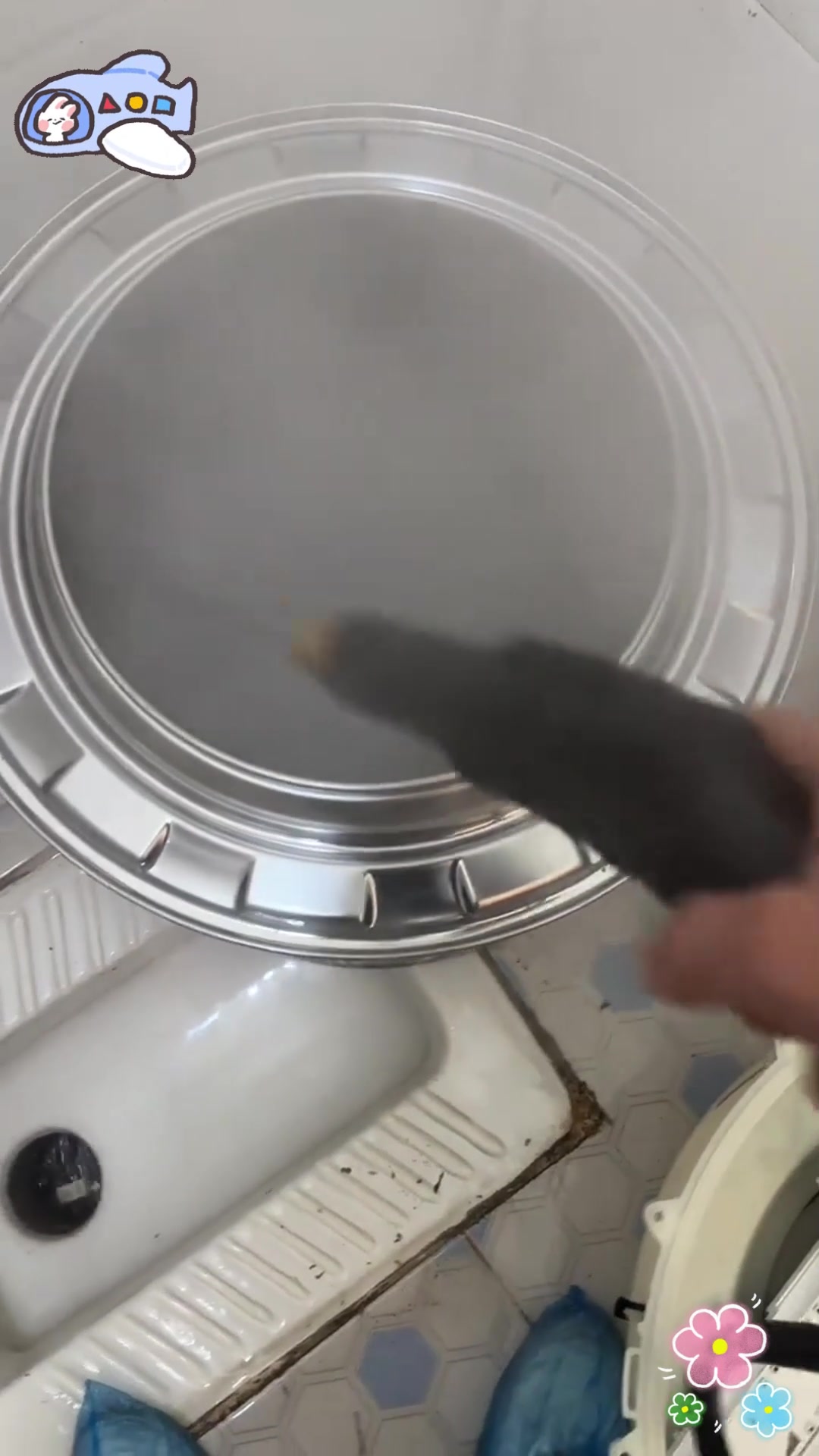 南宁小天鹅滚筒洗衣机全拆清洗