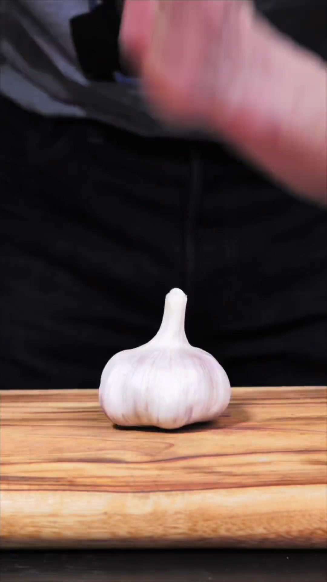 春天万物复苏,酱哥带你解锁劲爆辣味脆鸡堡,吃完一起骚动起来!