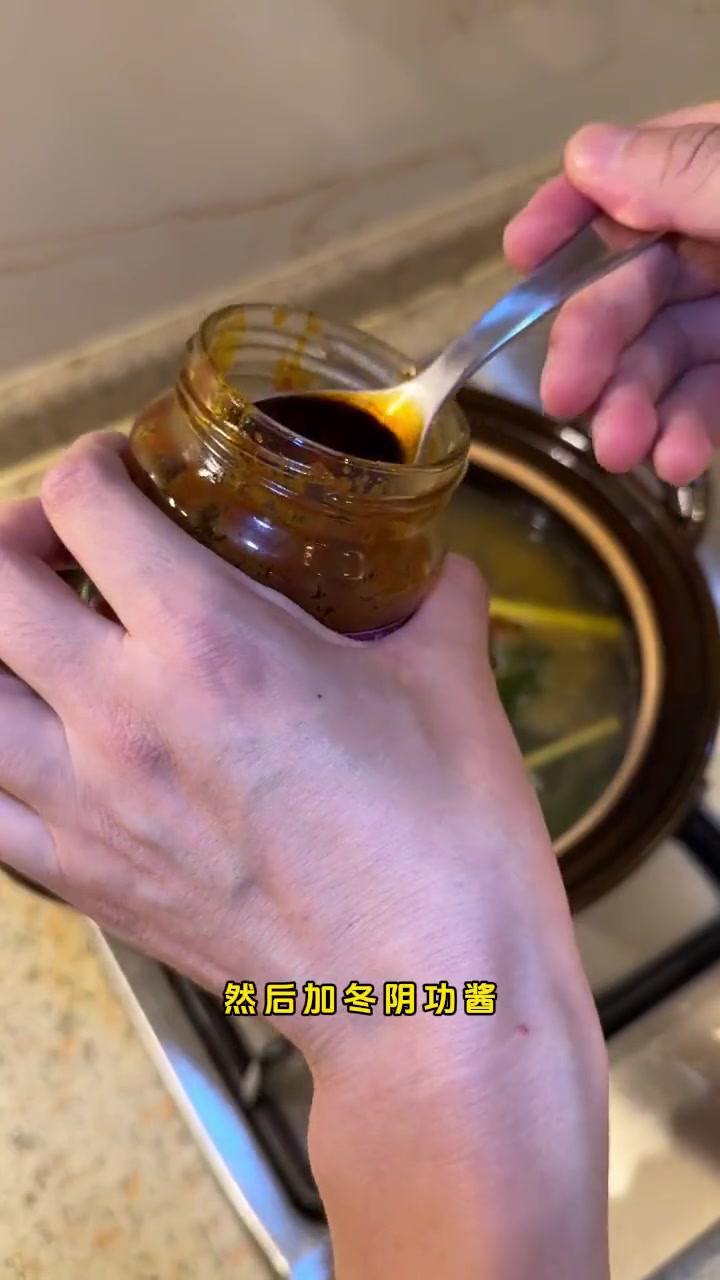 跟泰国网友学的冬阴功汤,每次做都很好喝啊!