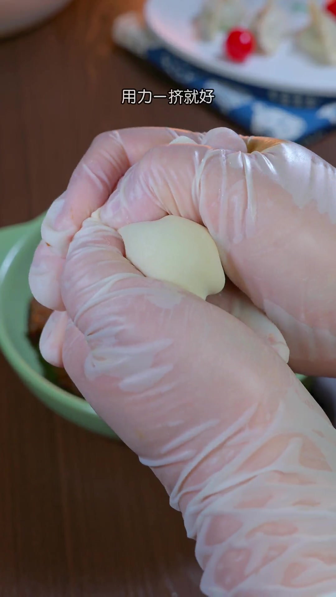 中秋节快到了,这个包饺子手法您可得收好