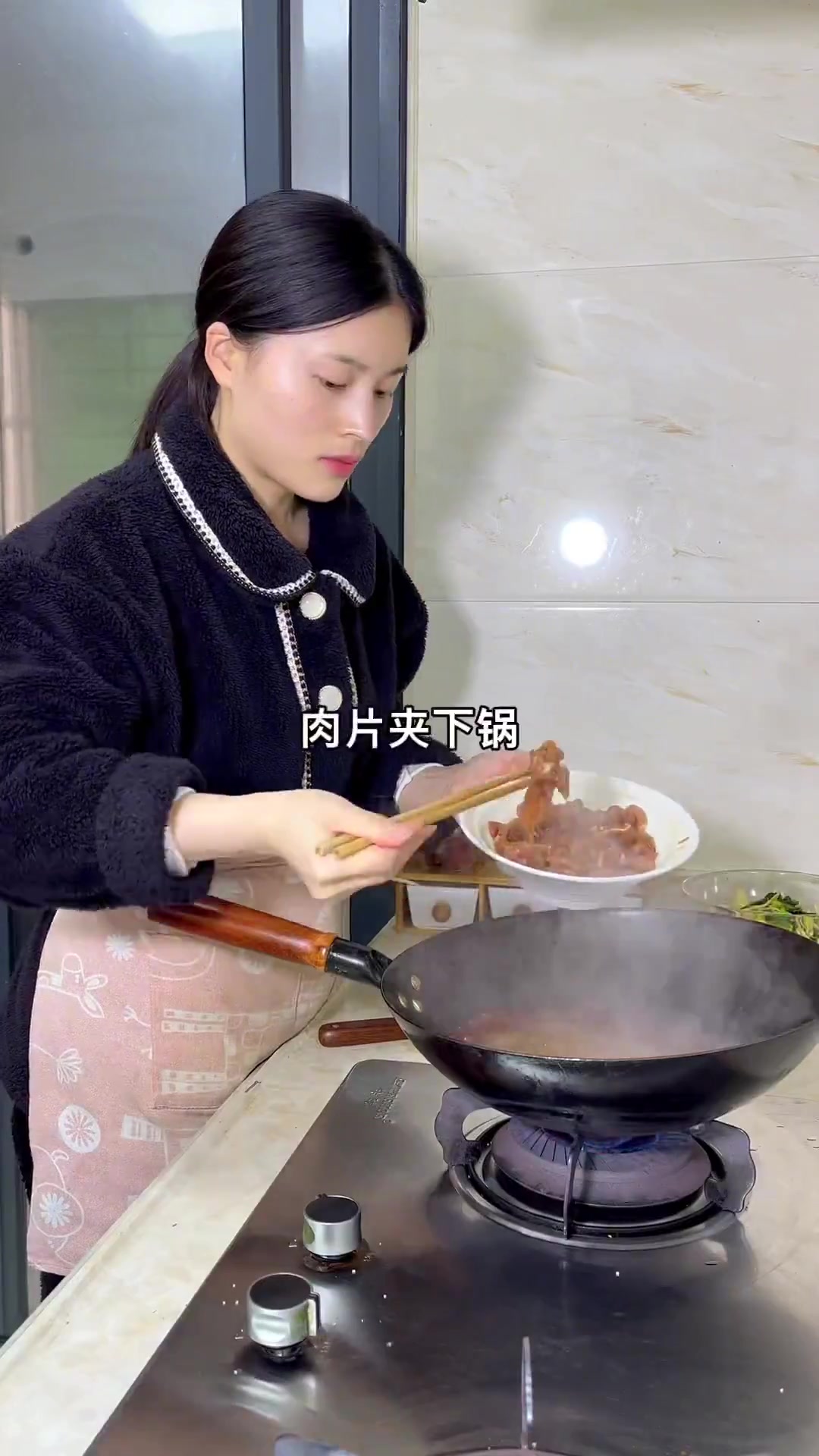 今天中午的水煮肉片,做法简单又好吃