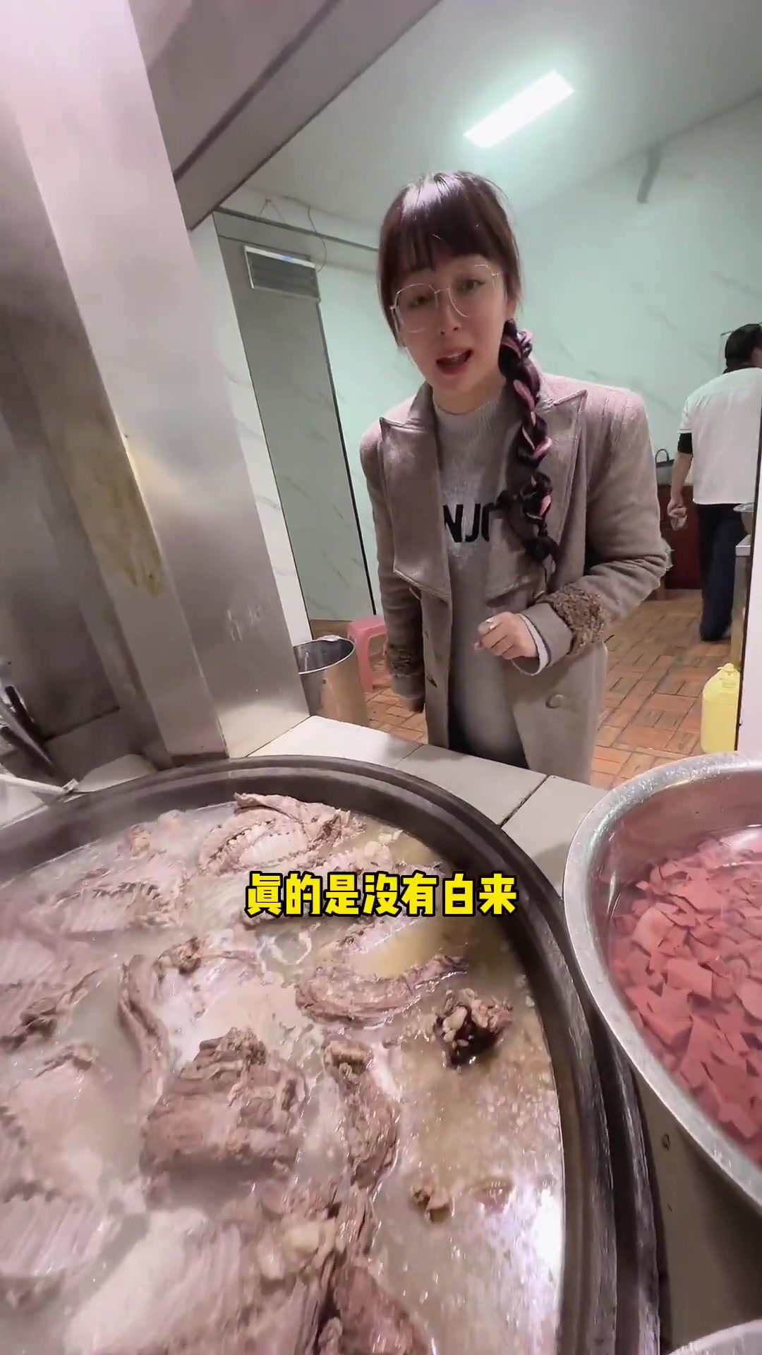 来辽宁本溪当然要打卡当地特色小小羊汤!