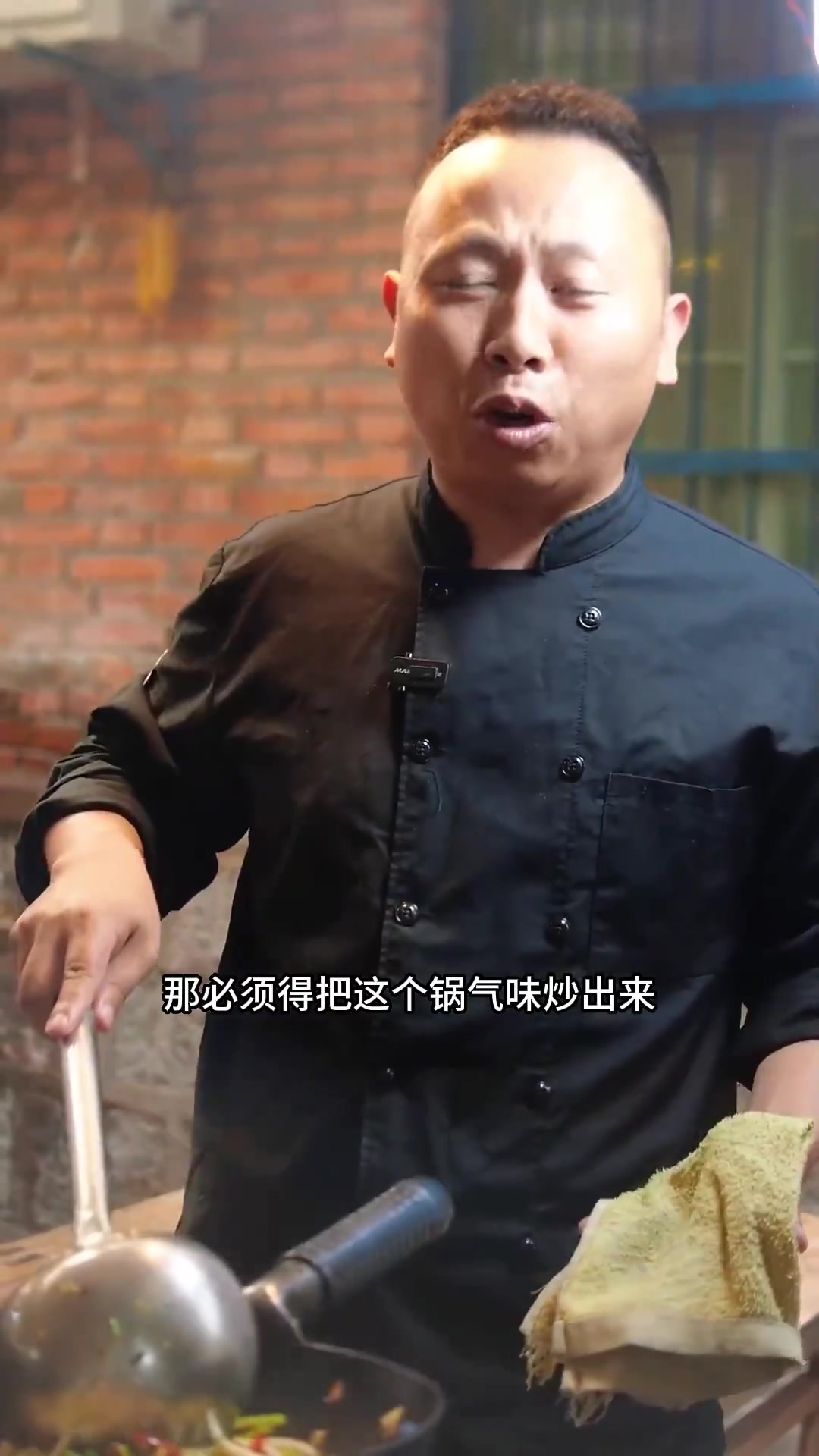 芹菜肉丝豆芽,一道经典的小炒菜