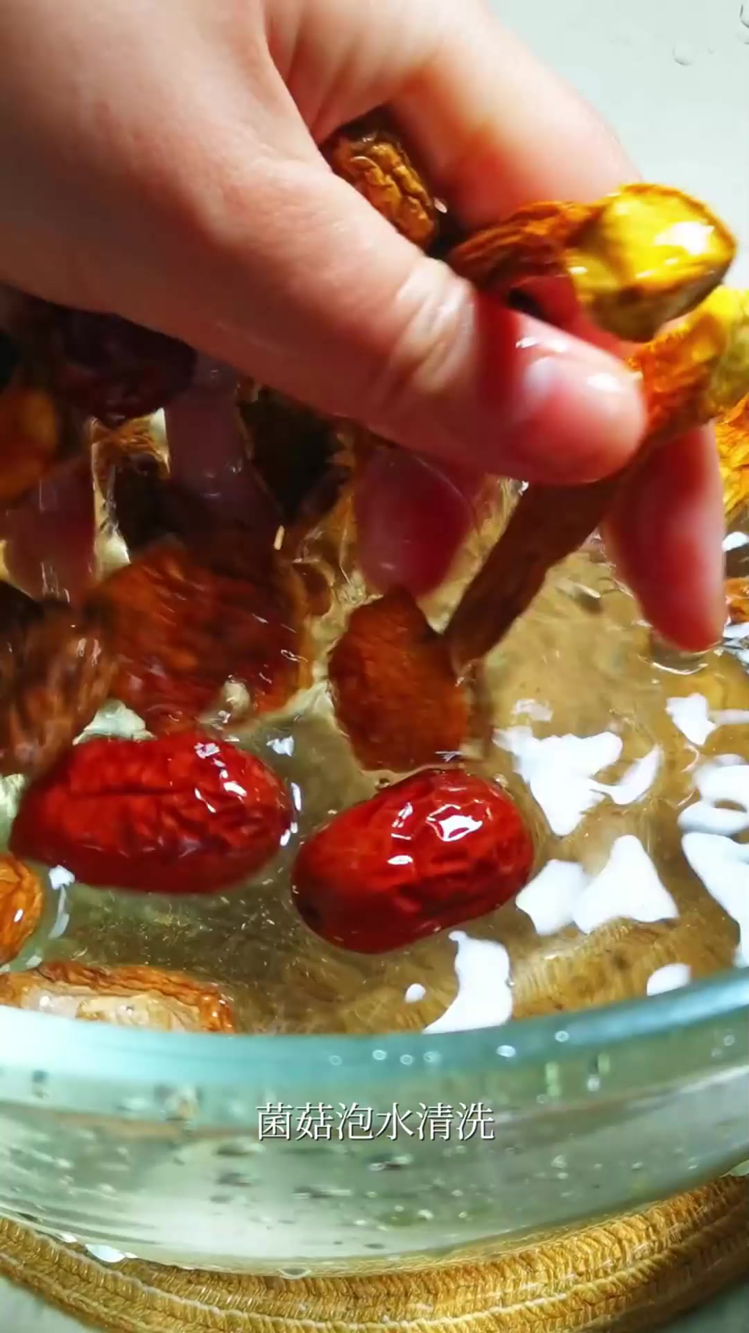 养生滋补汤,姬松茸炖鸡,提高免疫力!