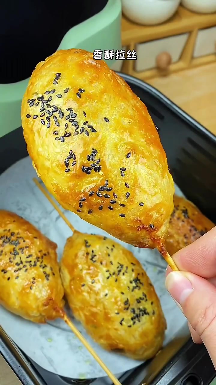 芝士拉丝热狗棒,超级美味赶快做起来