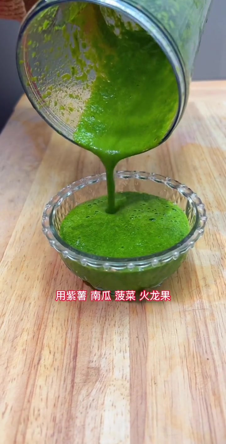 可爱的兔子汤圆,好看的七彩汤圆,你更喜欢哪一个呢?