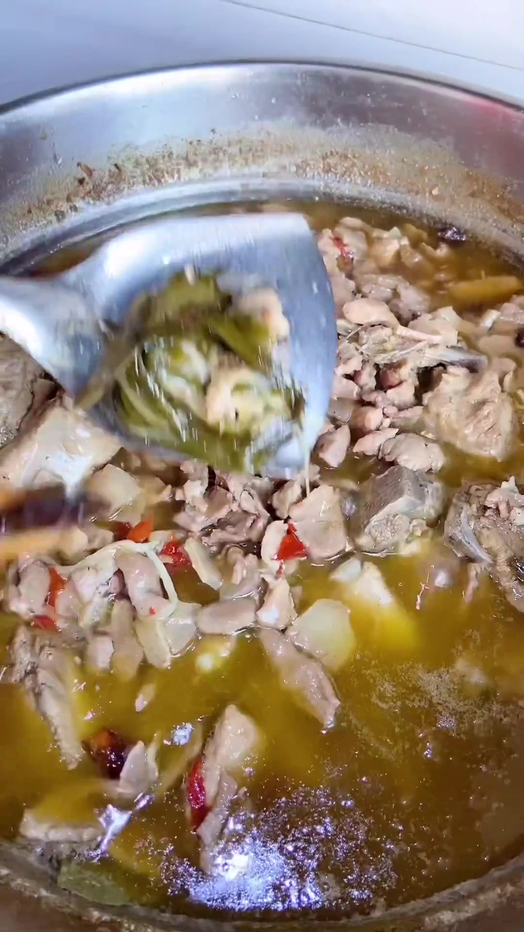 臊子肉,拌面夹馍都可以!您的做法和我的一样吗?