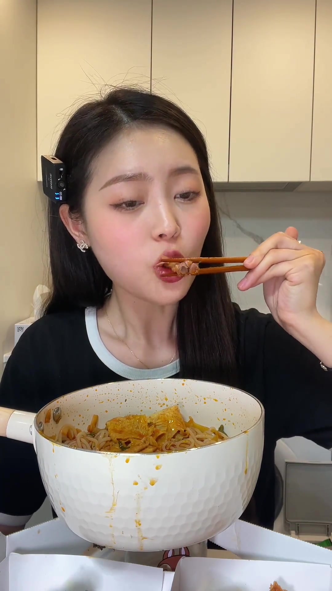 韩国深夜BBQ黄金橄榄炸鸡外卖来啦!再嗦一碗