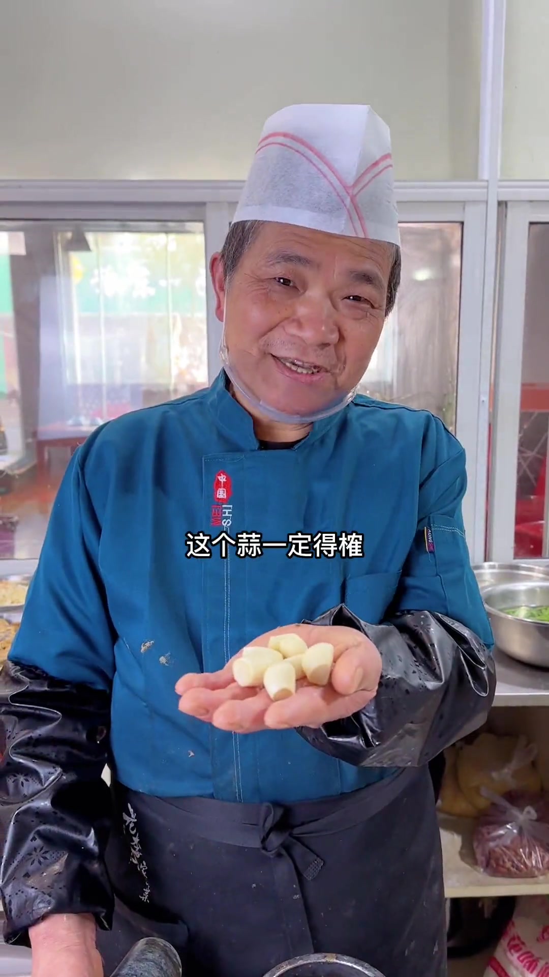 河南凉面条,可别小看这勺汤汁!这才是灵魂……