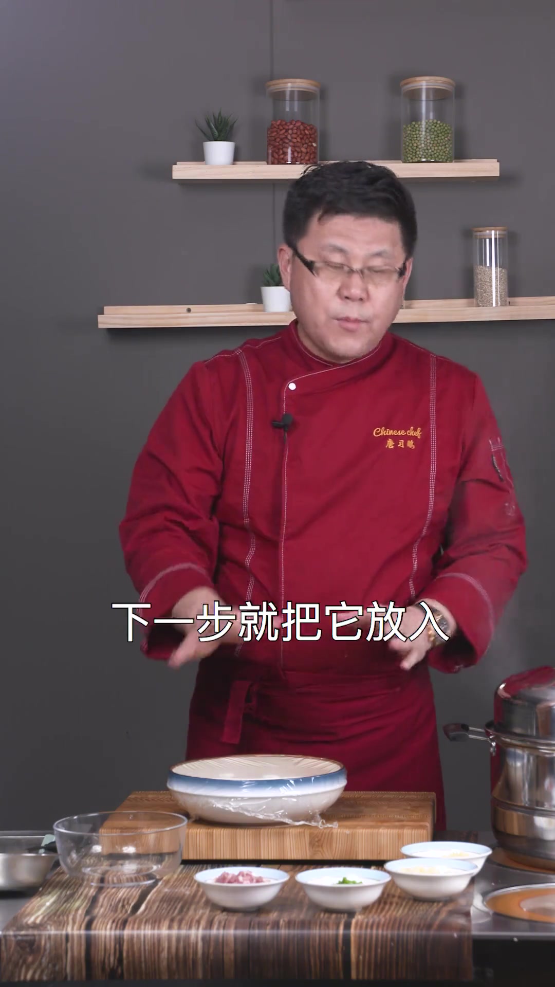 老少皆宜肉末水蒸蛋,鲜嫩可口,小孩隔三差五点名吃!