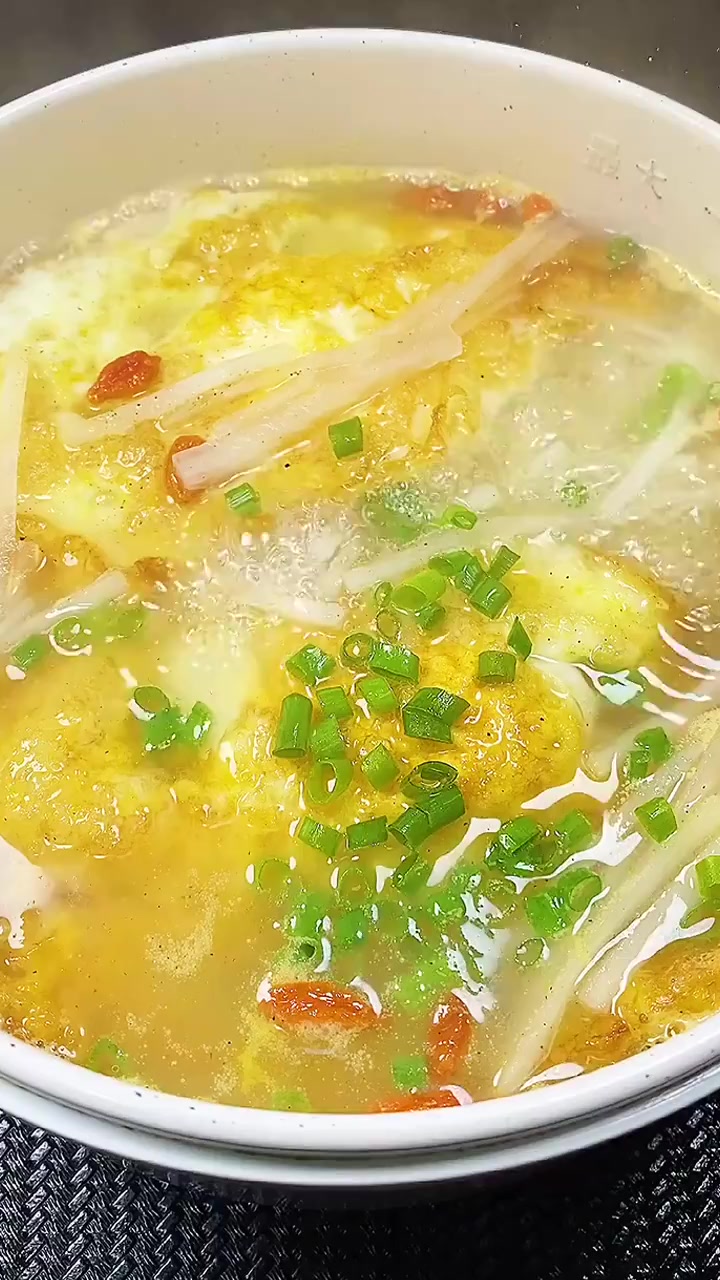 香浓奶白萝卜汤!