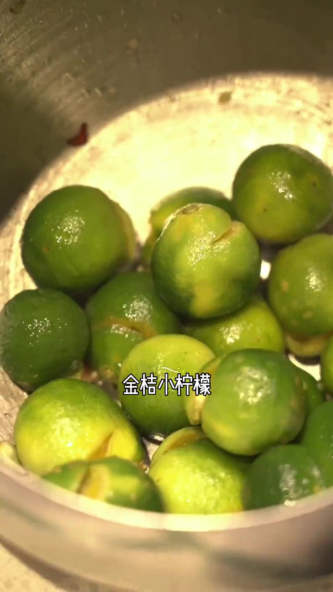 从汤底到蘸料再到食材,椰子鸡简直是体重管理期可以放心吃的火锅
