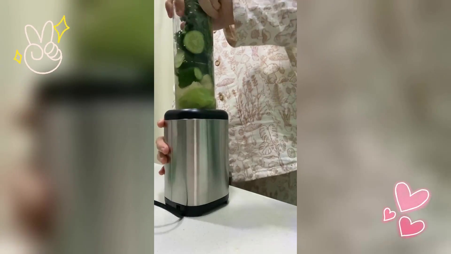 养颜排毒圣品: 羽衣甘蓝配牛油果