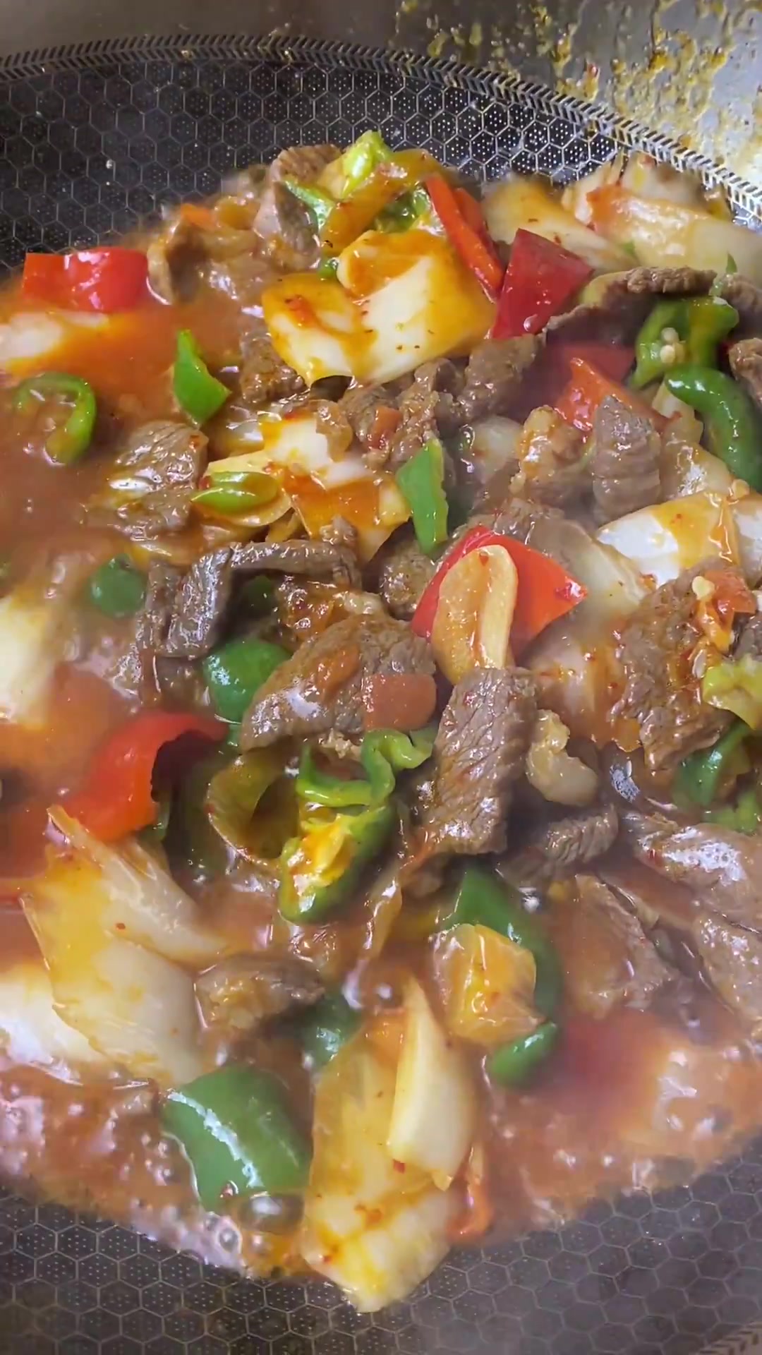 给大家分享过油肉面片炒面的做法