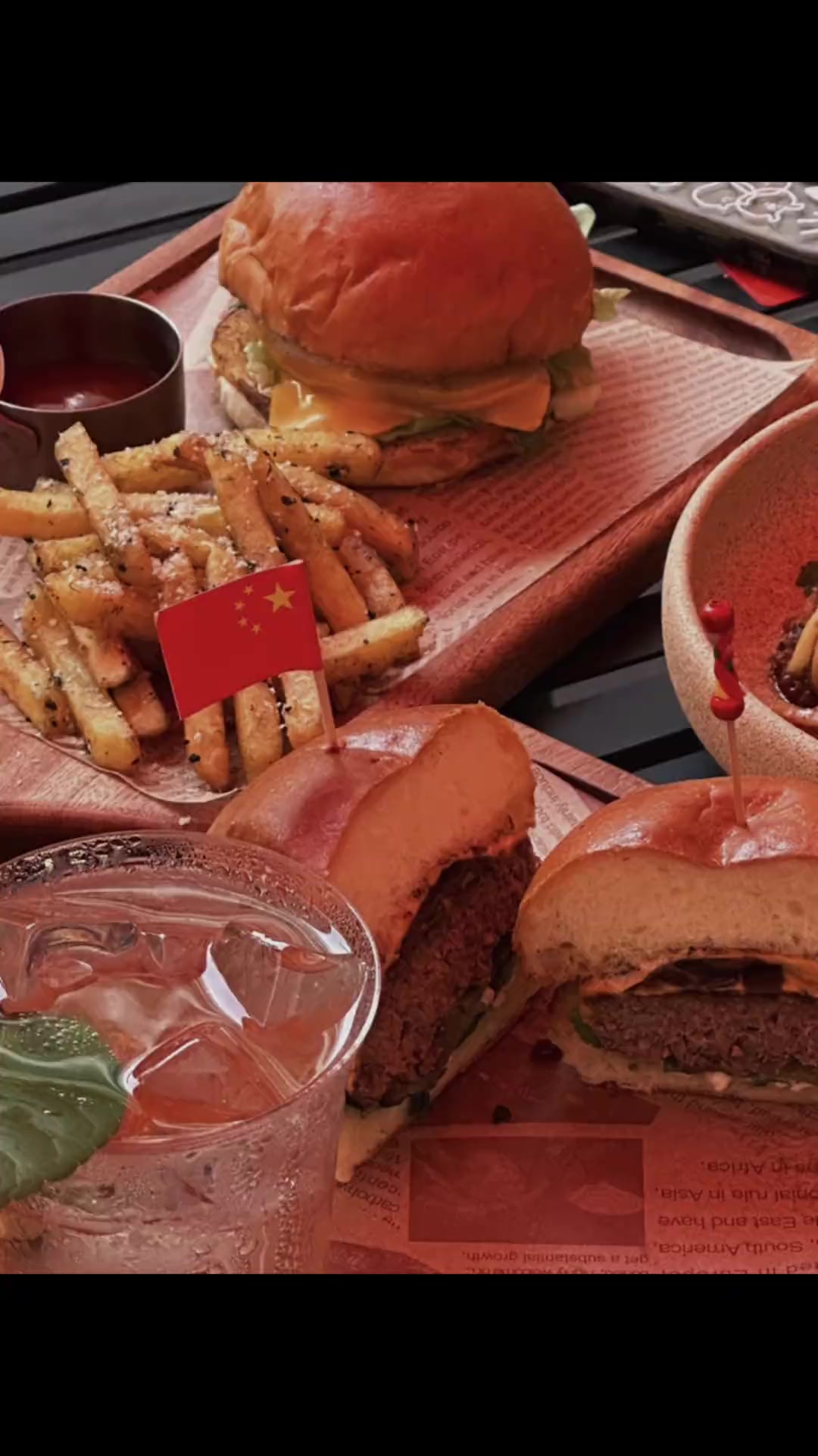 POPOBABAR这个汉堡真的太好吃了!