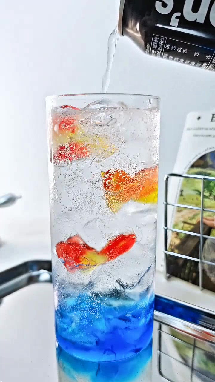 复刻金鱼气泡水汉堡气泡水,奶茶店新品