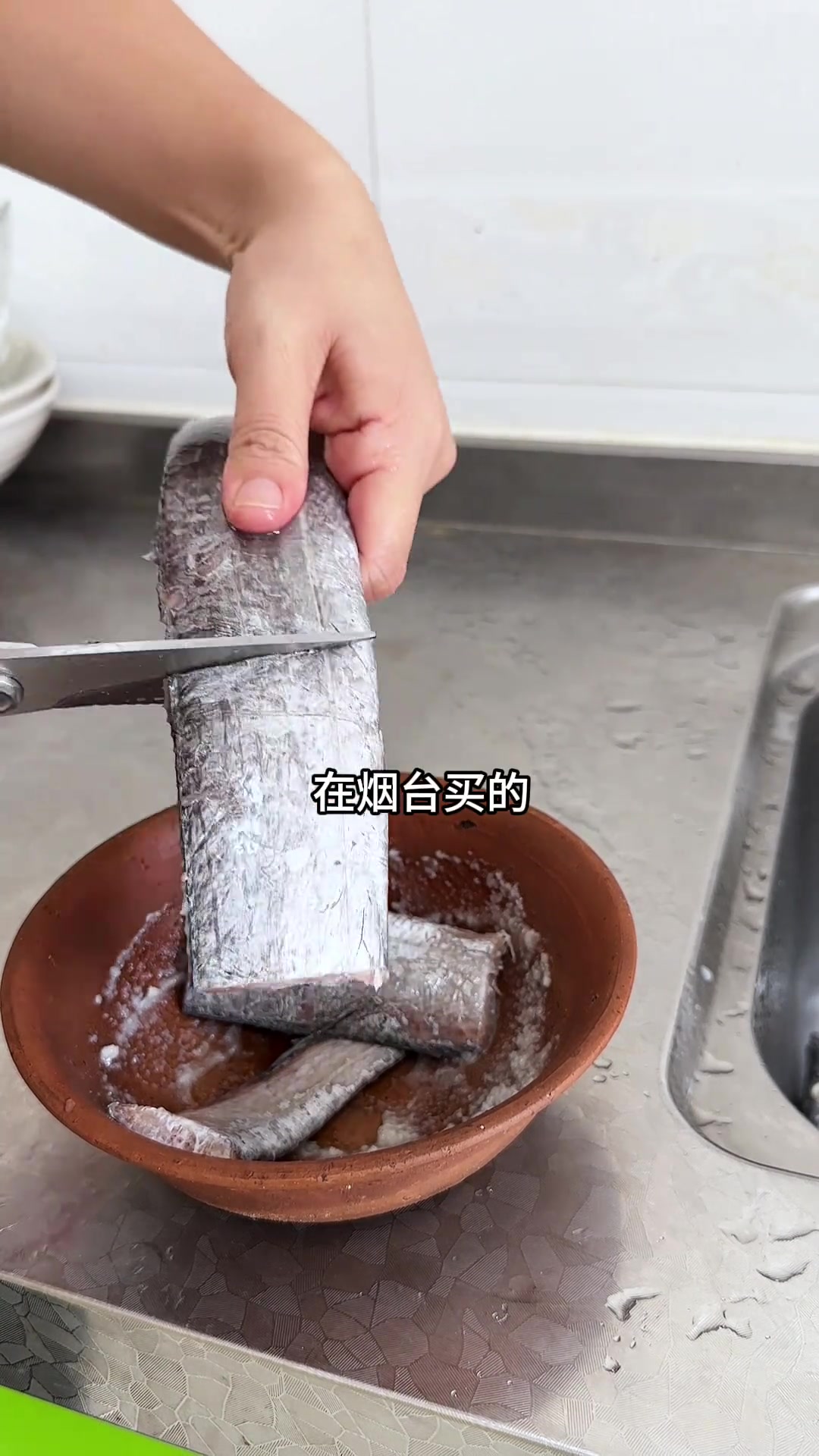 胶东大馒头配上一口红咸菜那味道简直绝了