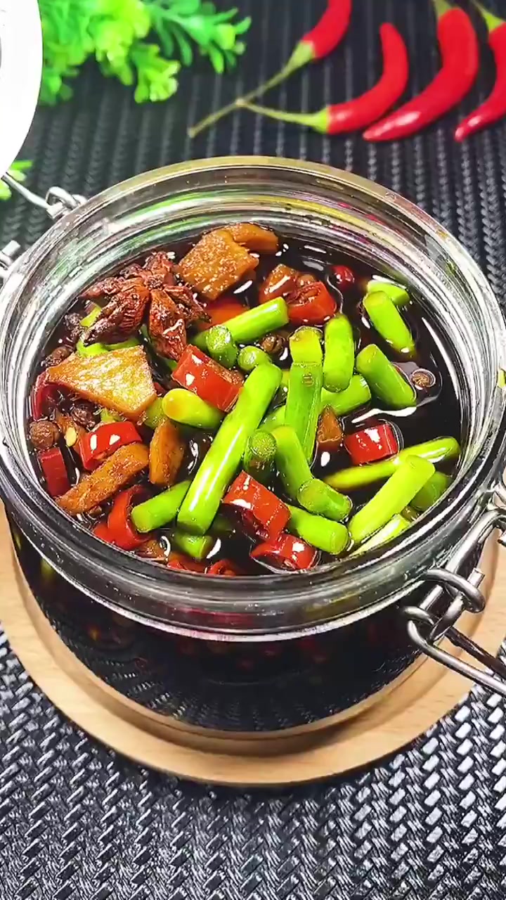 腌制蒜苔的方法教程来啦,这样做开胃爽口!