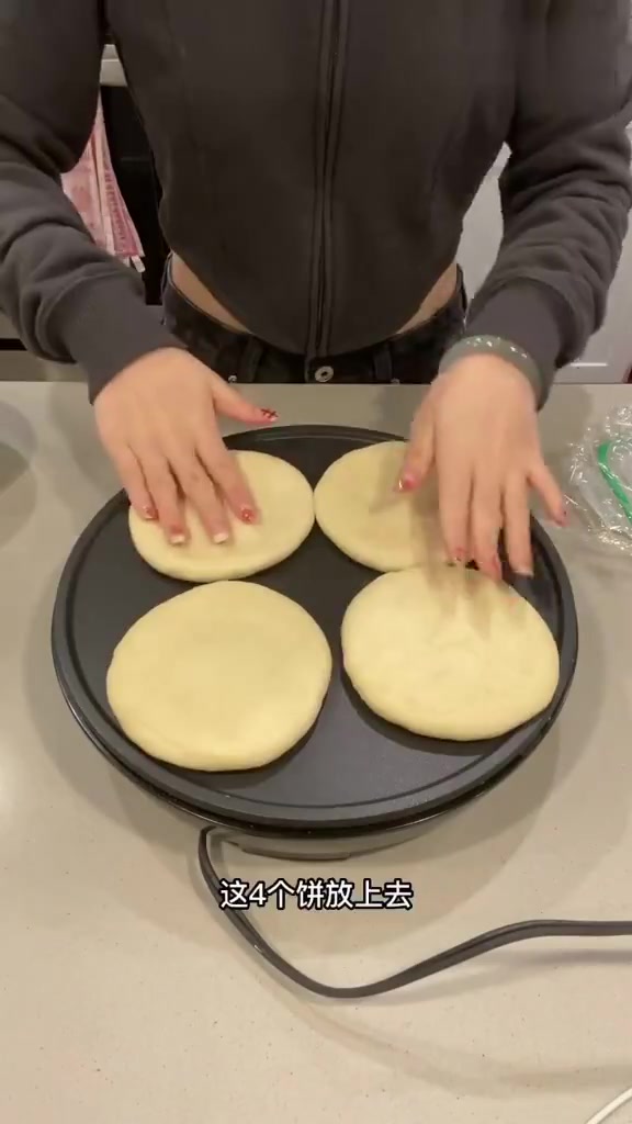 今天吃孜然羊肉夹馍?