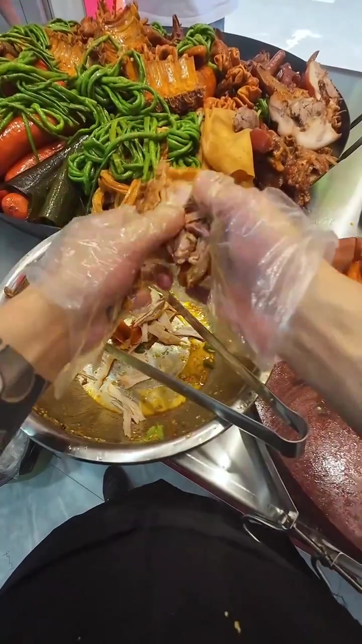 大锅卤菜 摆摊创业