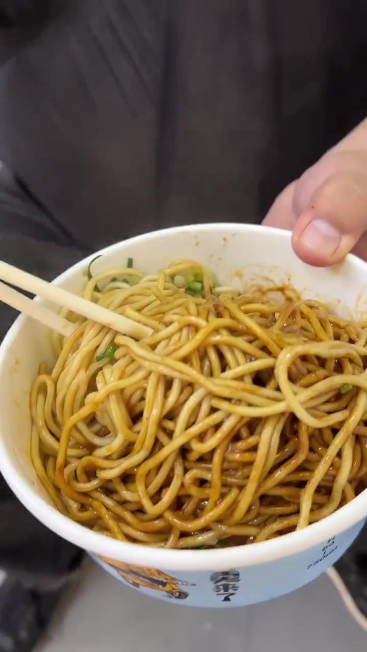 李记和茗记两家热干面,优缺点评测