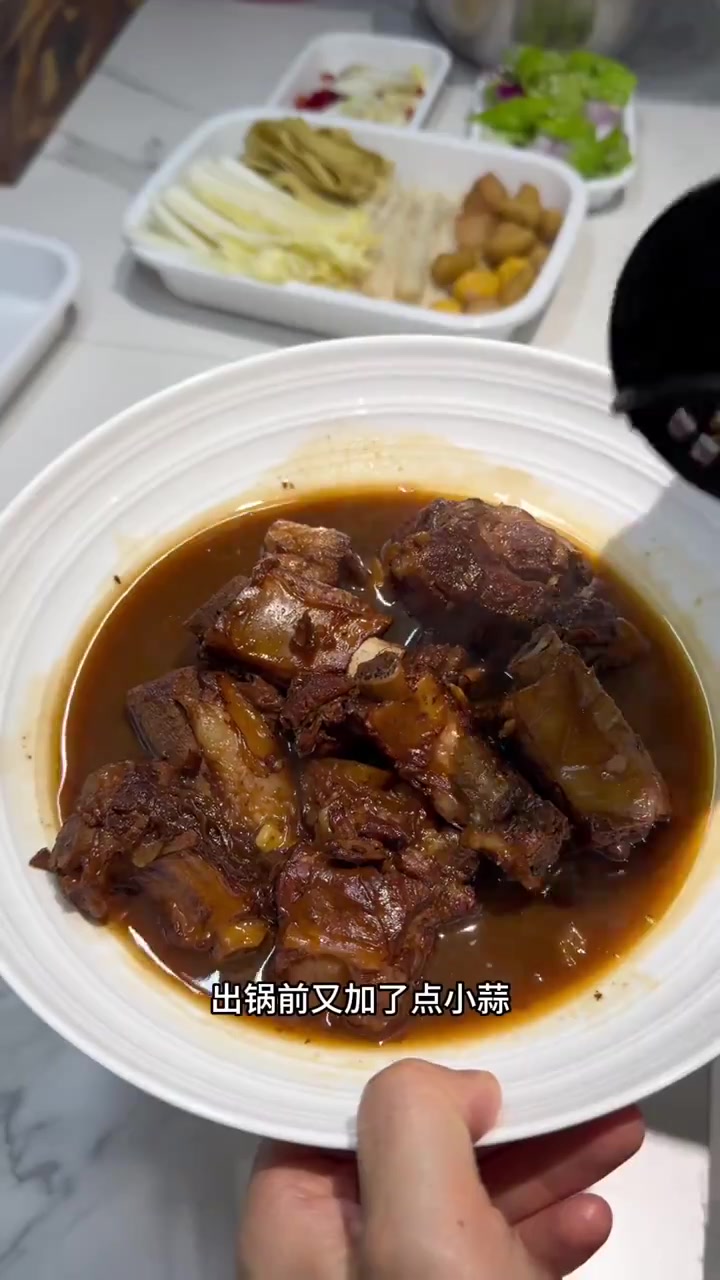 终于吃到辣的鸡公煲了 今天有机会做辣的,很香啊,试试看