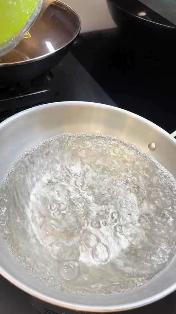 拌面这一块还得是佳木斯的好吃!自己在家就这么做袄、嘎嘎够用!