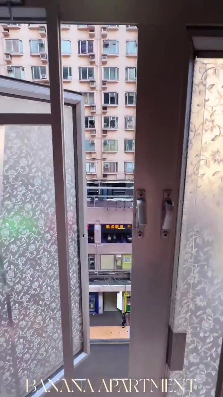 ——两室一厅的格局 客厅卫浴厨房一应俱全 家俬家电啥都  去学校走路8分钟就到旺角/旺角东