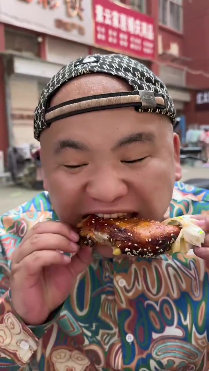 鸡腿自助……干 主打的就是一个真实