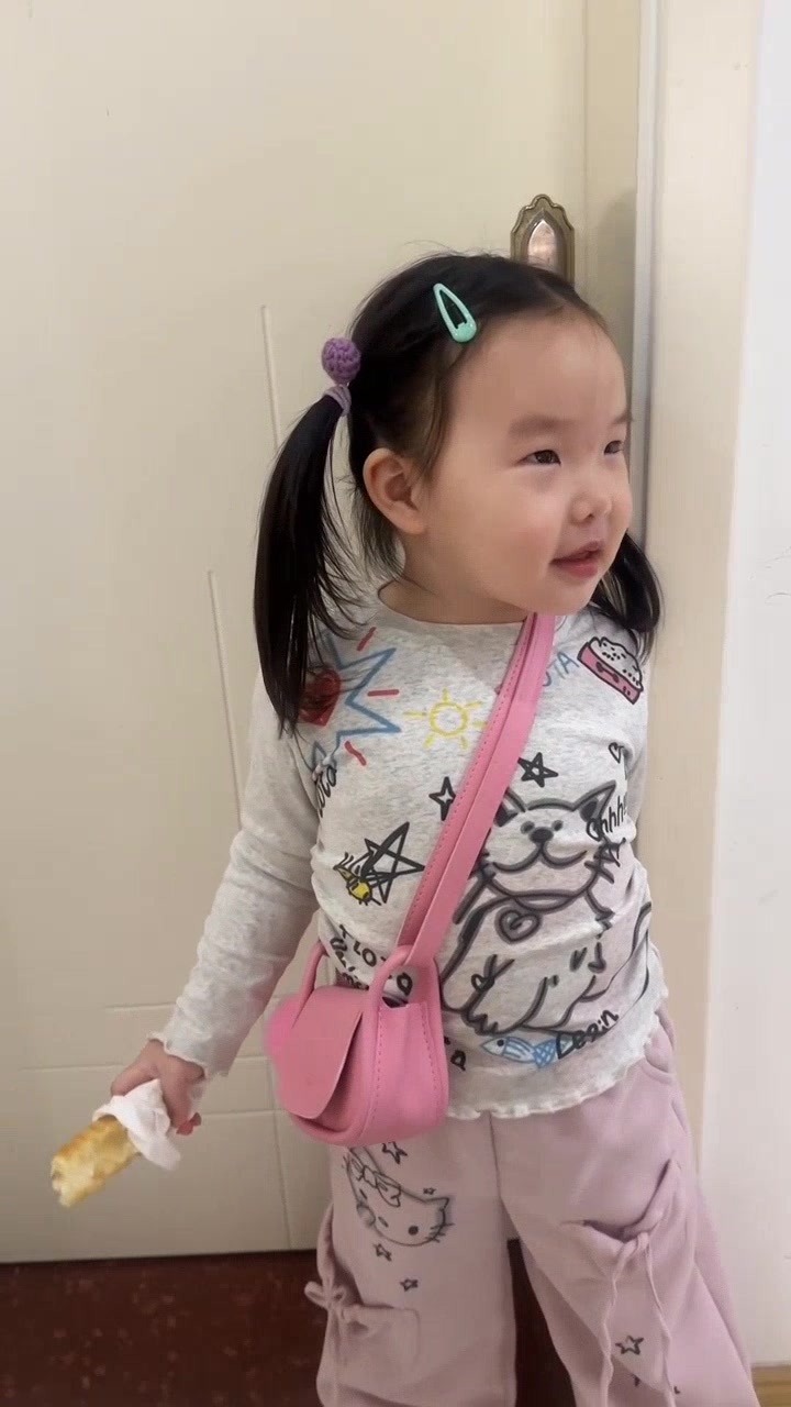 被蜜雪冰城洗脑,这广告语有毒