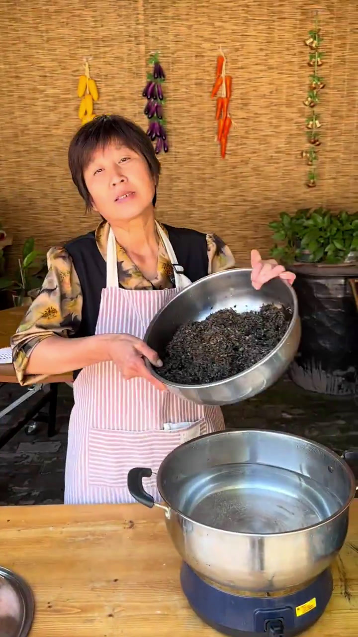 马子菜的大包子太香了 农村美食记录美好
