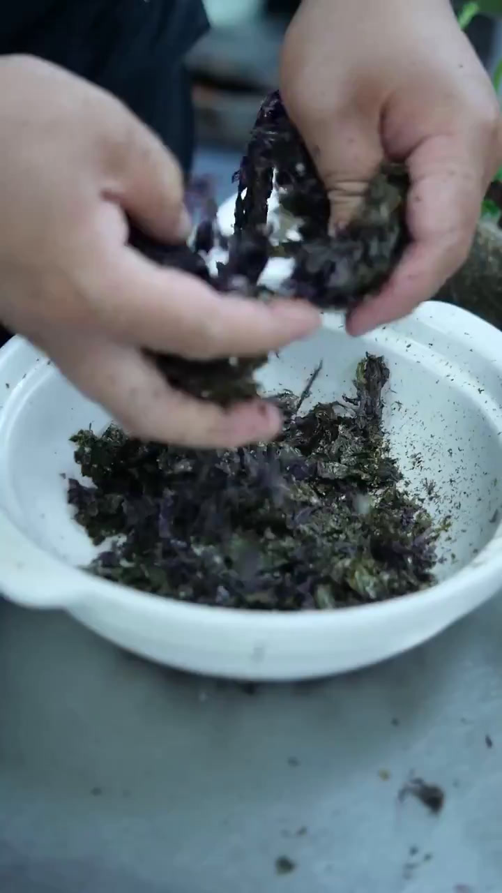 徐州网红炒饭 加点紫菜加点火腿和鸡蛋