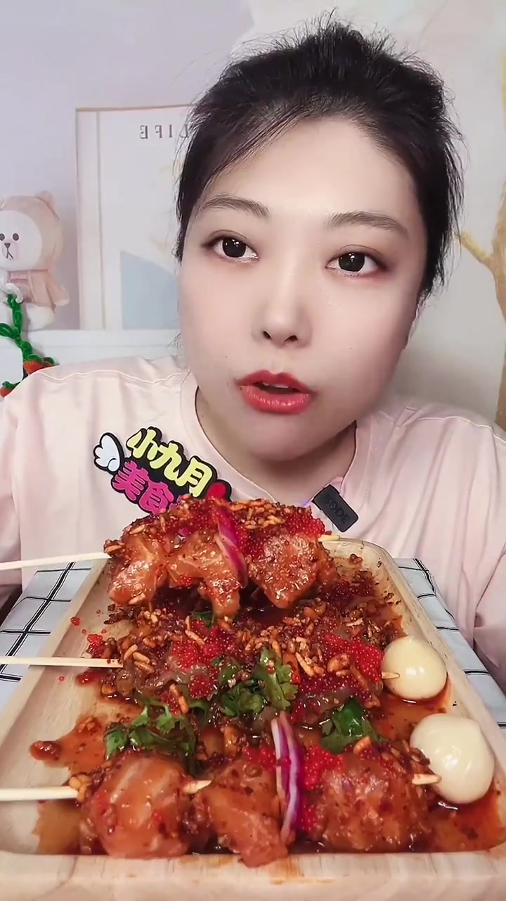 三文鱼串串香菜虾卷串串